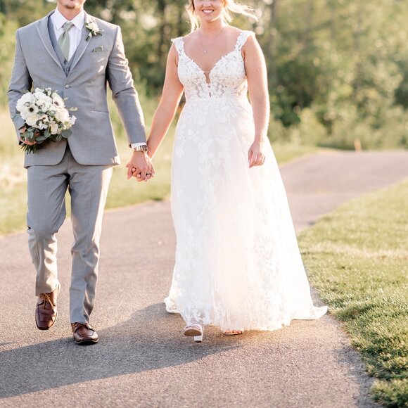 Allure Bridal, Allure Romance Style 3508L Ivory - Picture 1 of 13